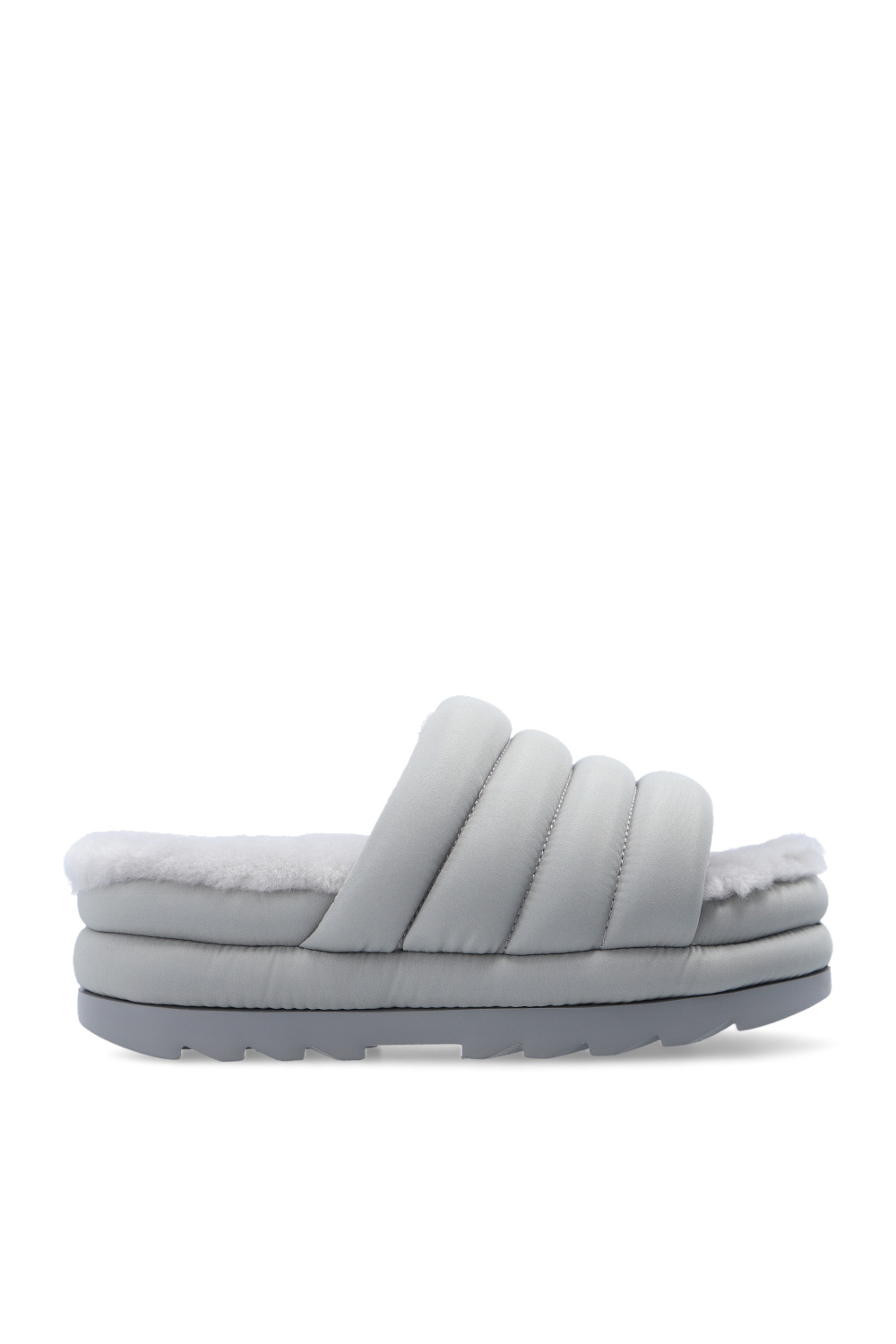 Uggs slides online platform